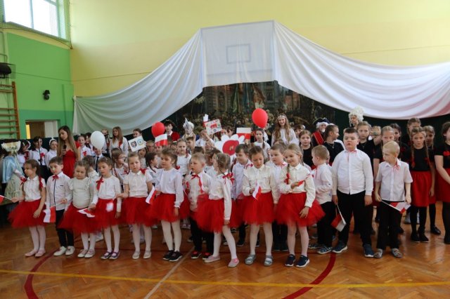 b_1024_768_0_00_images_2023_2024_WYDARZENIA_3maja_439094434_899744261953523_3562850568160644889_n